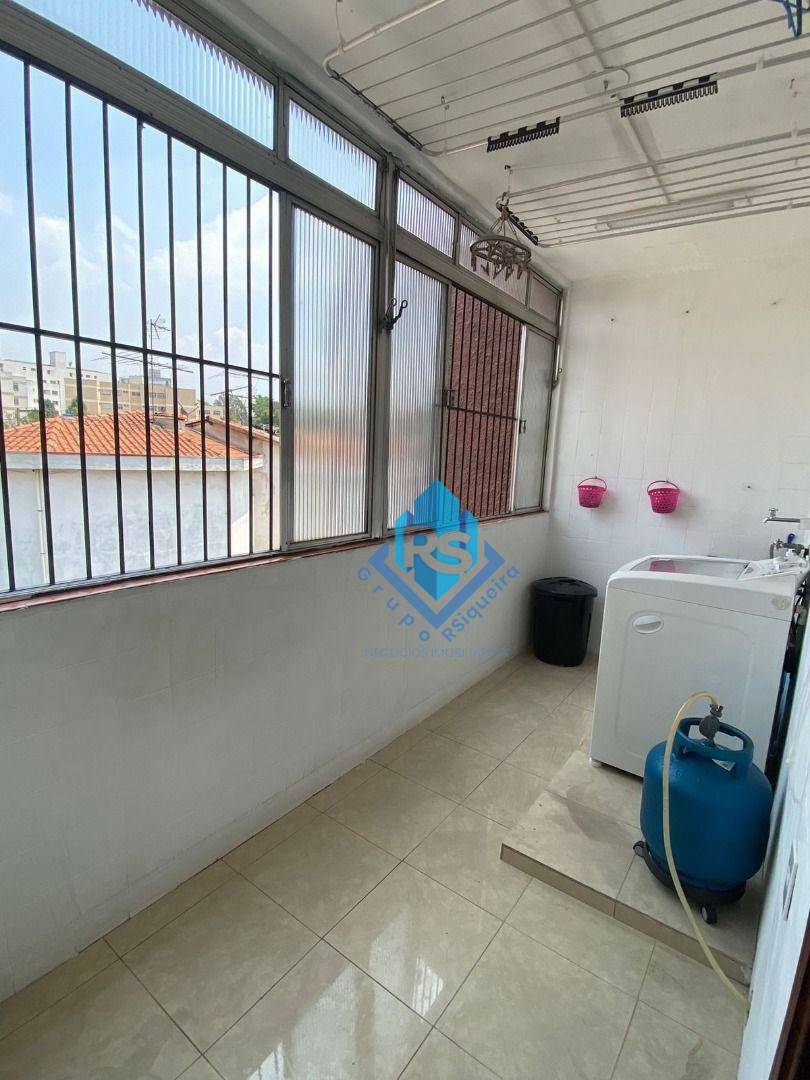 Apartamento para alugar com 3 quartos, 170m² - Foto 16