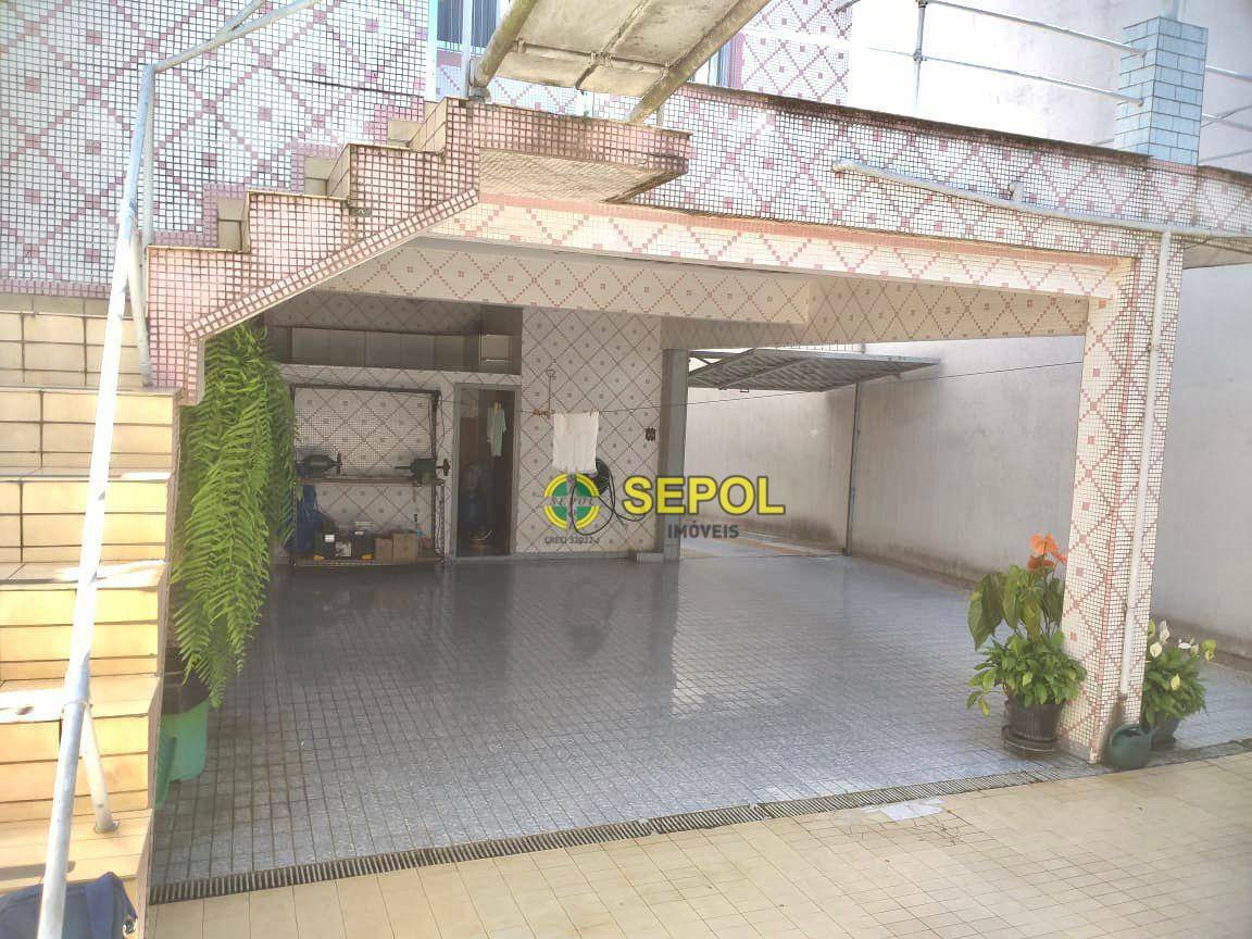 Sobrado à venda com 3 quartos, 450m² - Foto 1