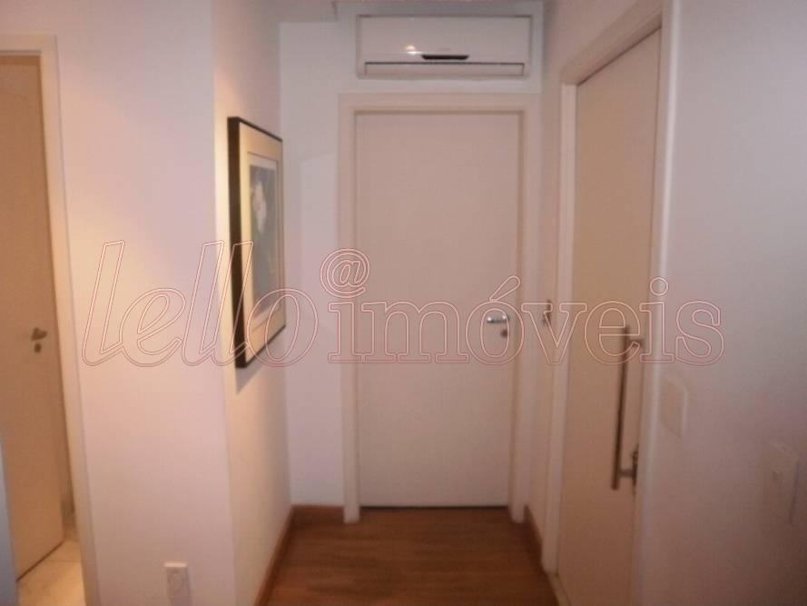 Apartamento para alugar com 2 quartos, 150m² - Foto 9