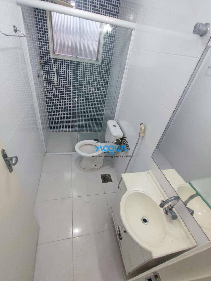 Apartamento à venda com 2 quartos, 70m² - Foto 8