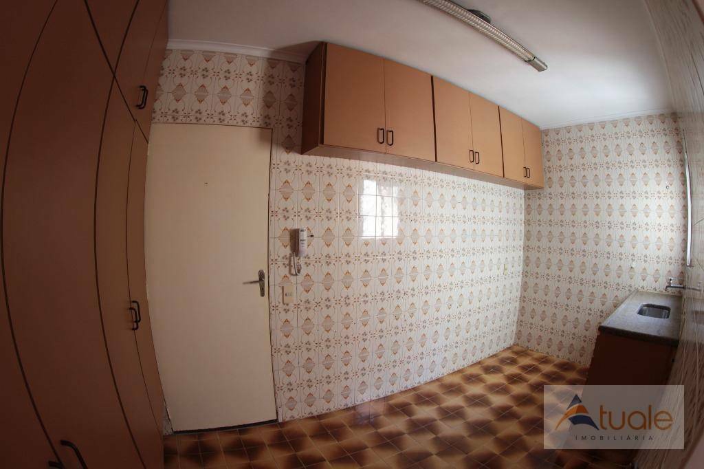 Apartamento à venda com 2 quartos, 75m² - Foto 4