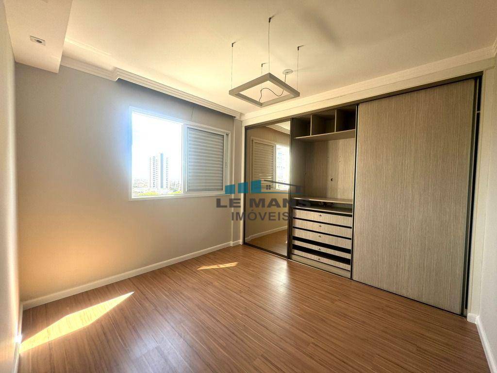 Apartamento à venda com 3 quartos, 140m² - Foto 18