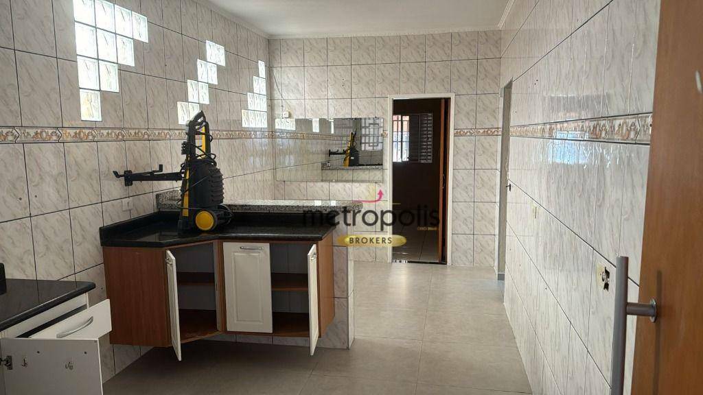 Casa à venda com 4 quartos, 180m² - Foto 10