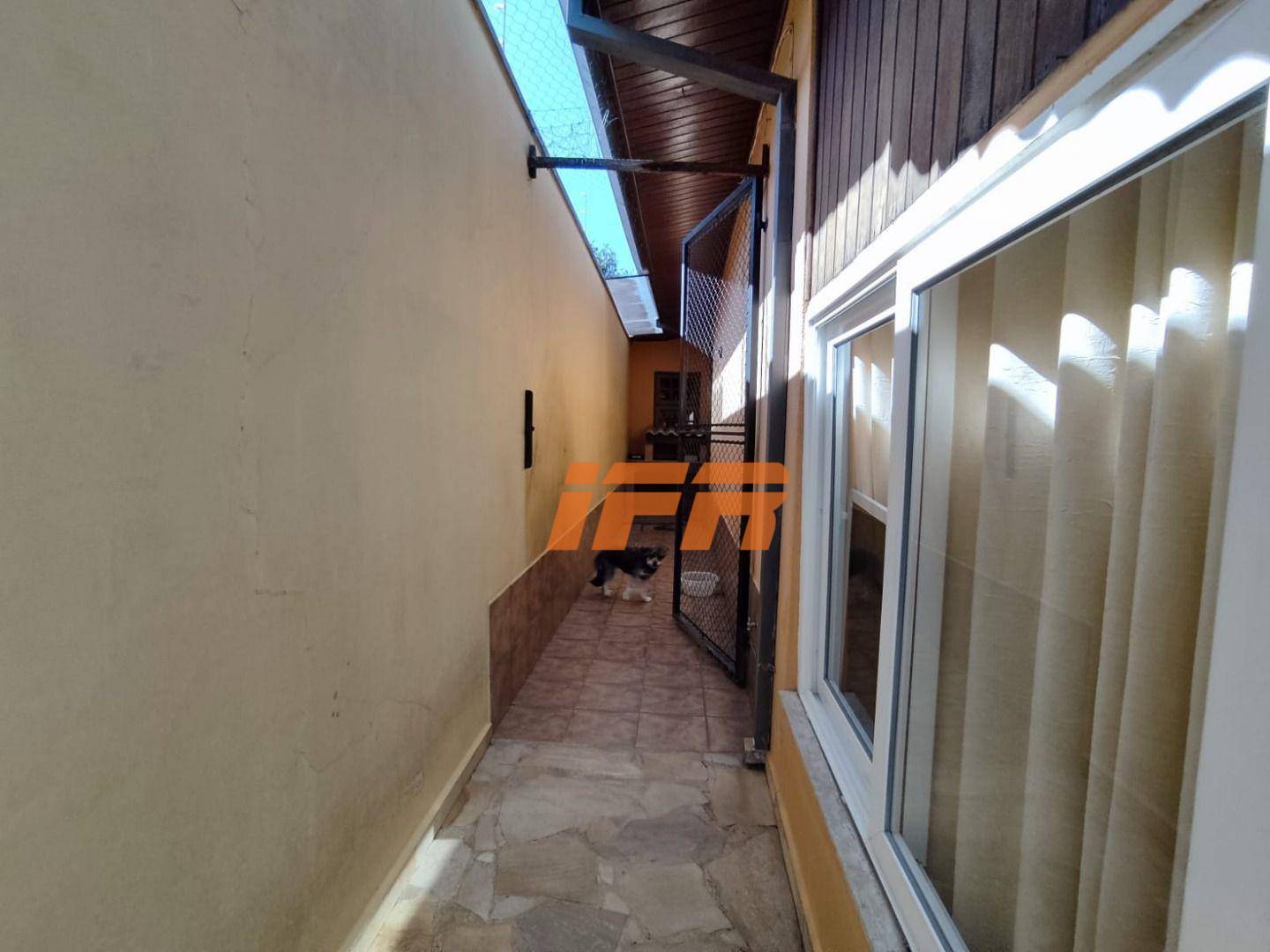 Sobrado à venda com 4 quartos, 300m² - Foto 22