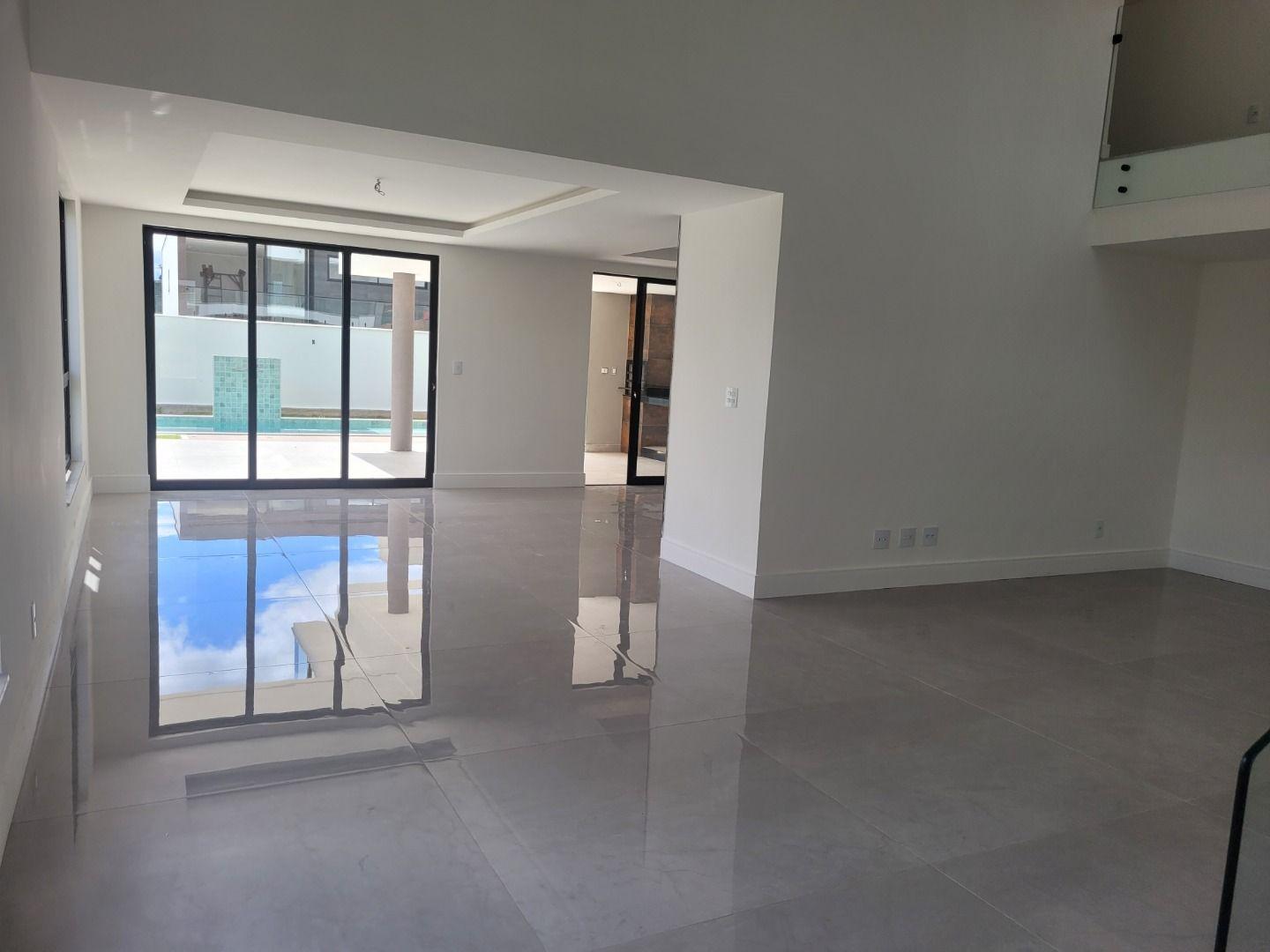 Casa de Condomínio à venda com 4 quartos, 441m² - Foto 9