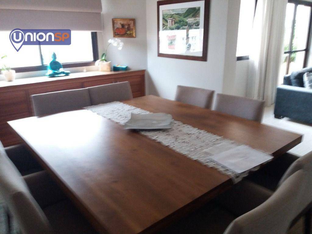 Apartamento à venda com 4 quartos, 193m² - Foto 8