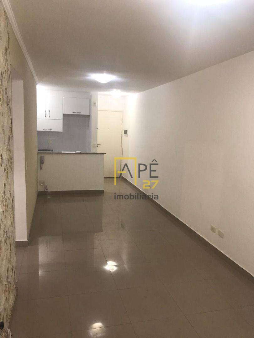 Apartamento à venda com 2 quartos, 62m² - Foto 3