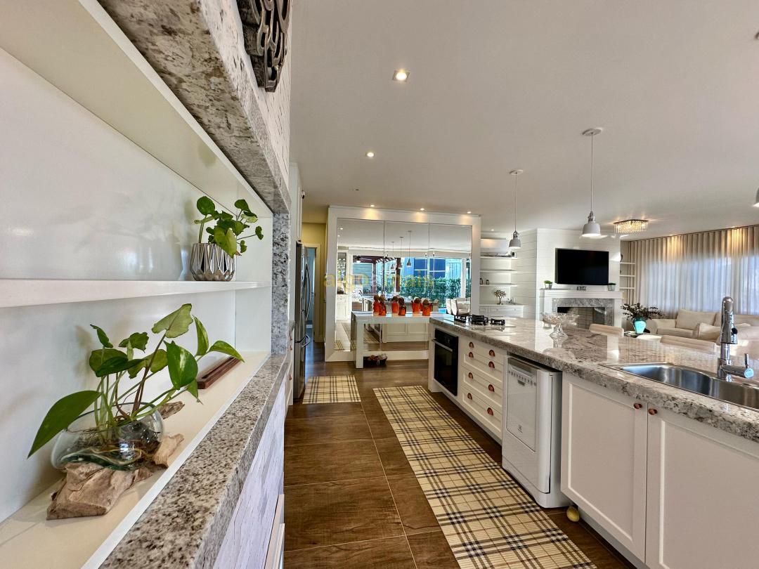Casa de Condomínio à venda com 3 quartos, 200m² - Foto 13