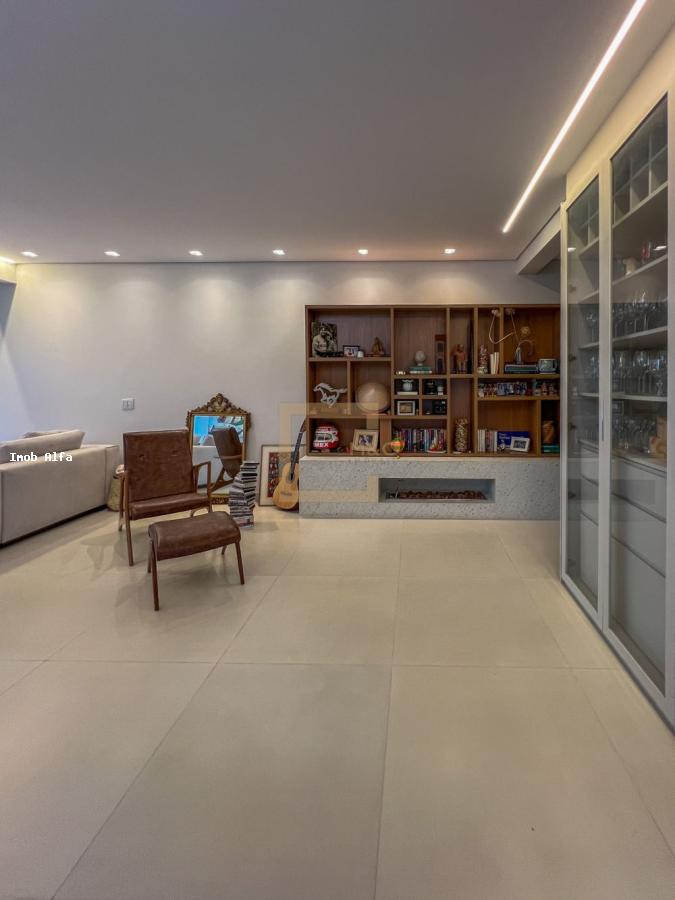 Casa de Condomínio à venda com 4 quartos, 384m² - Foto 15