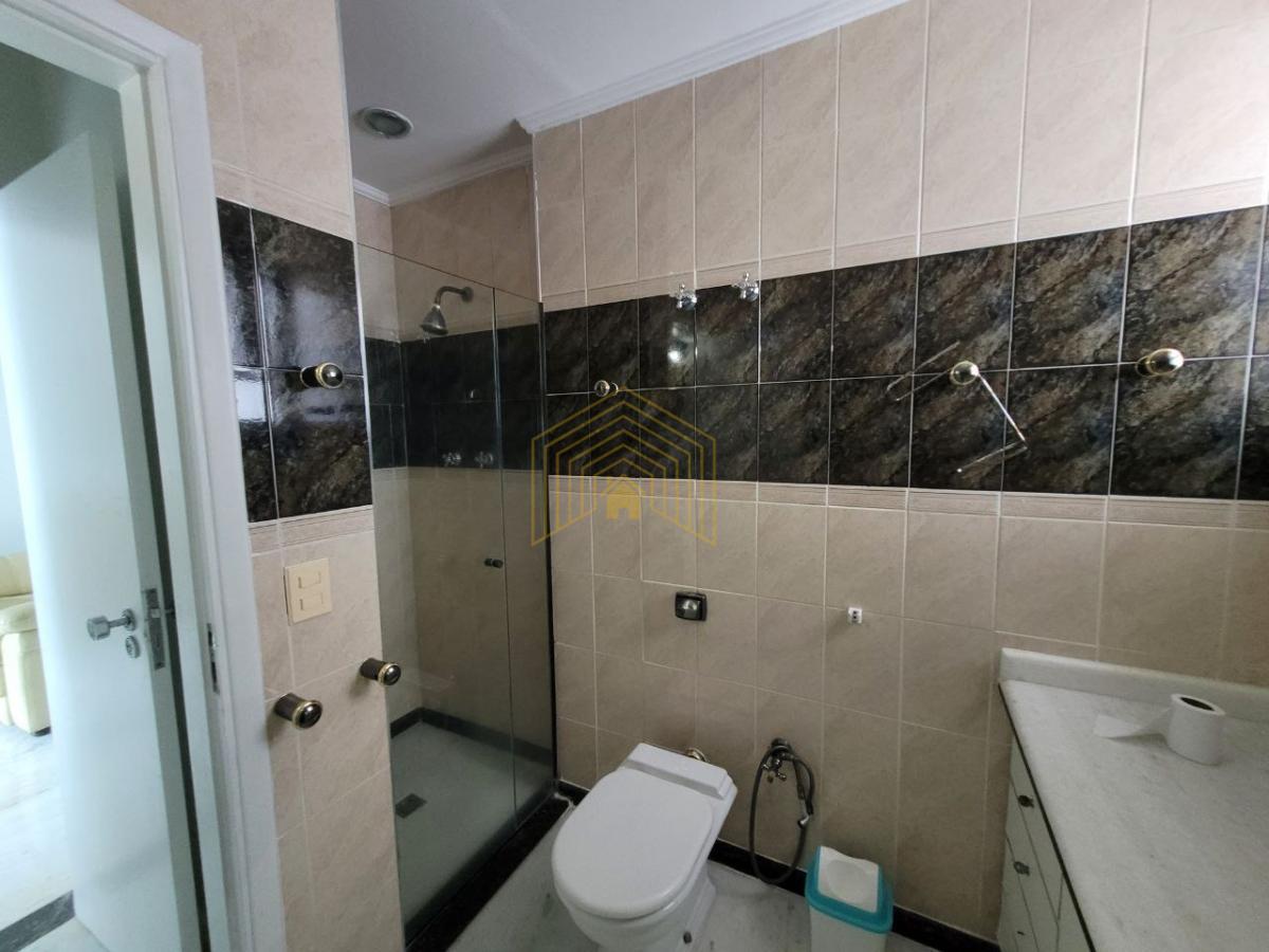 Apartamento à venda com 3 quartos, 180m² - Foto 25