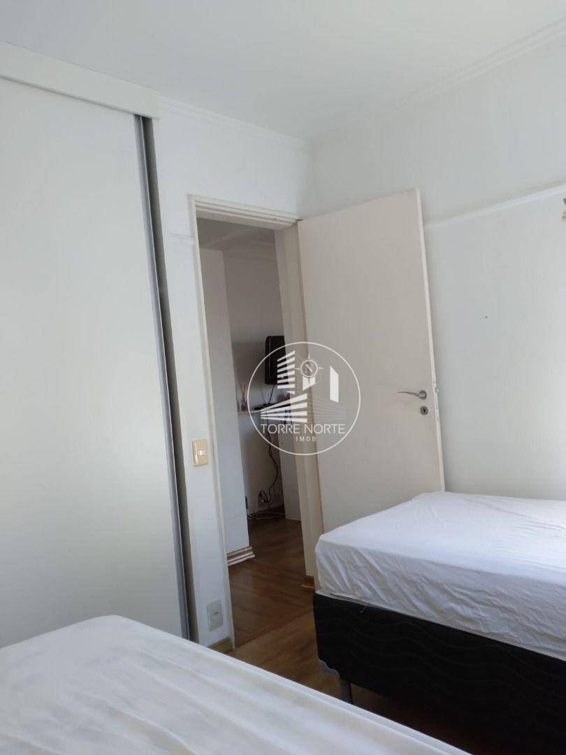 Apartamento à venda com 3 quartos, 68m² - Foto 8