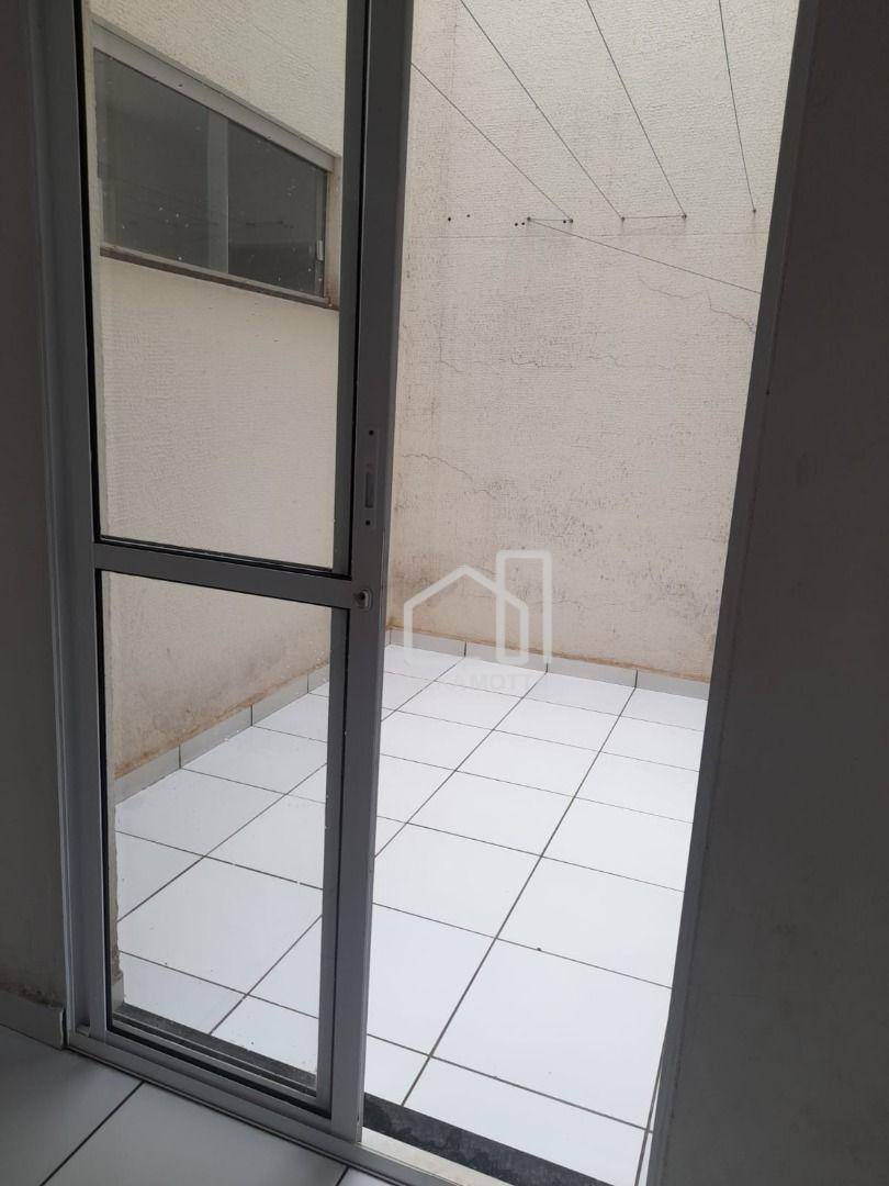 Apartamento à venda com 2 quartos, 56m² - Foto 9