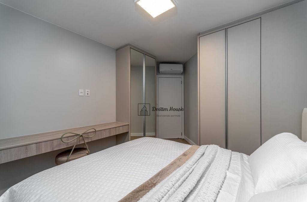 Apartamento à venda com 4 quartos, 317m² - Foto 17