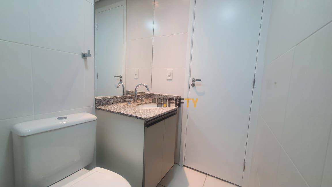 Apartamento para alugar com 2 quartos, 83m² - Foto 7