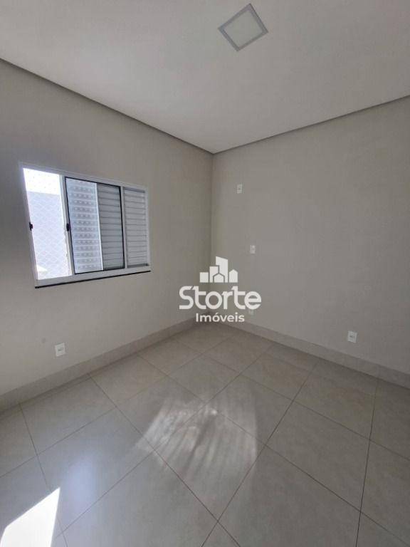 Apartamento para alugar com 2 quartos, 70m² - Foto 1