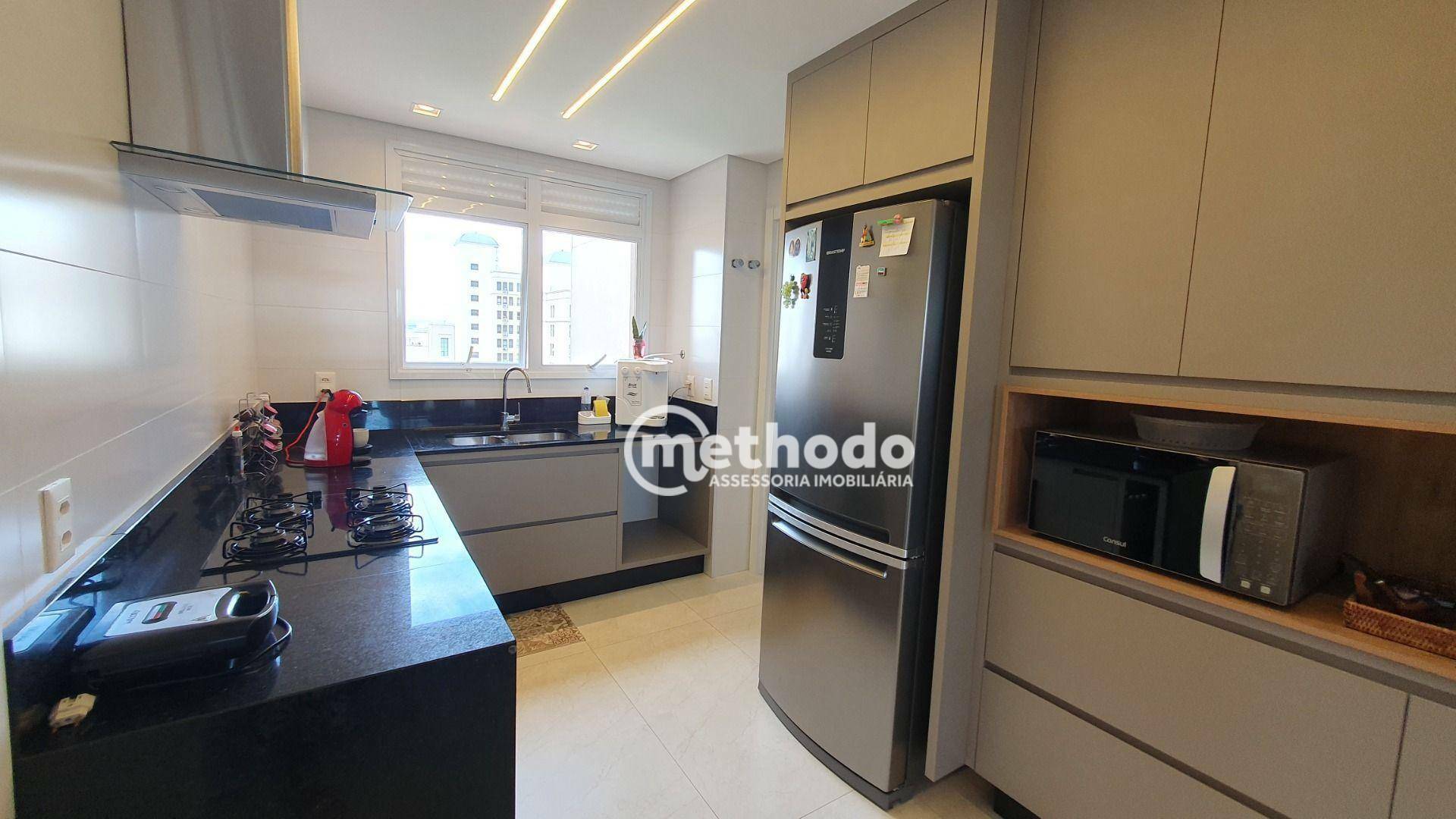 Apartamento à venda com 3 quartos, 187m² - Foto 34