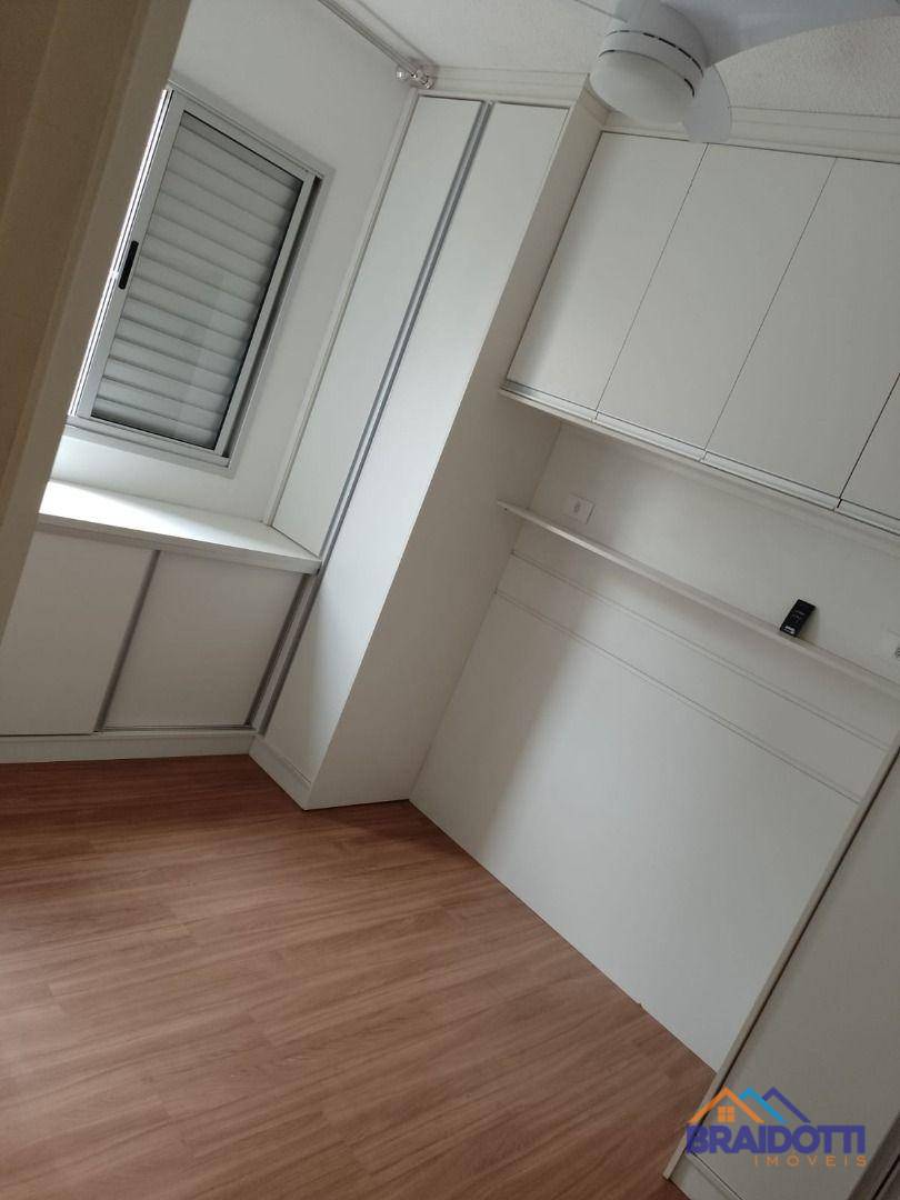 Apartamento à venda com 2 quartos, 50m² - Foto 4