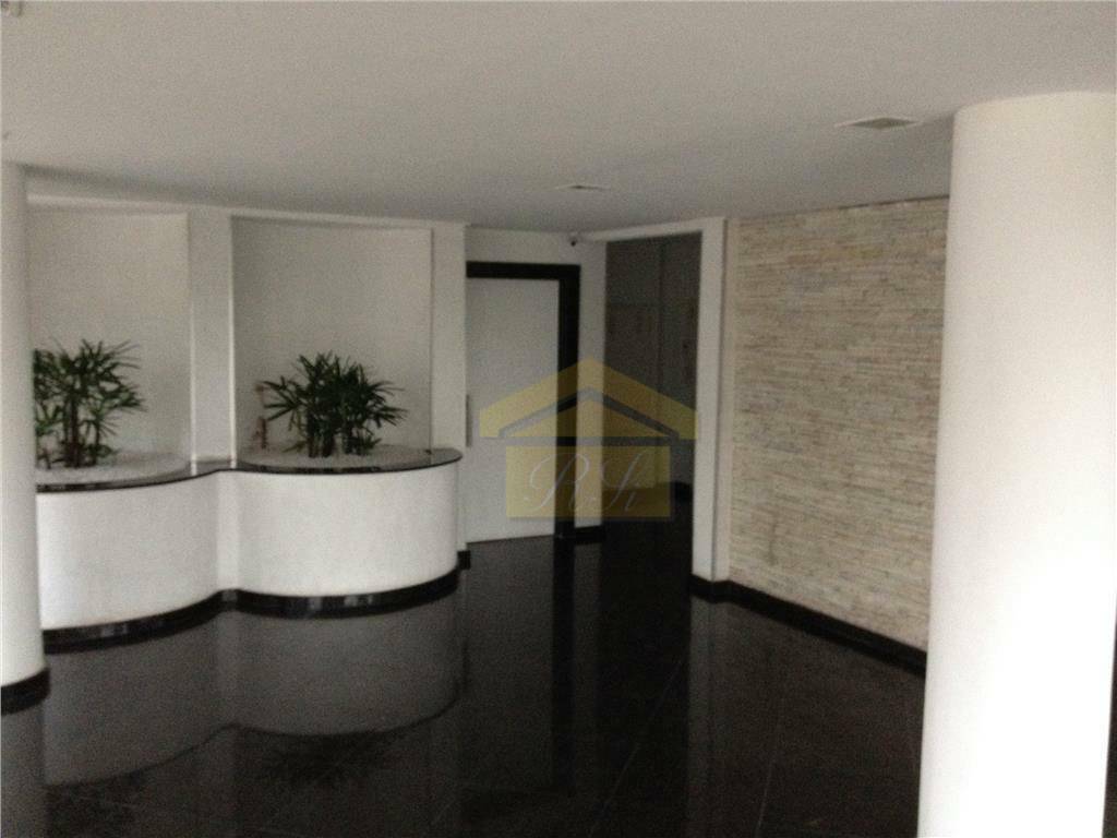 Apartamento à venda com 3 quartos, 79m² - Foto 21