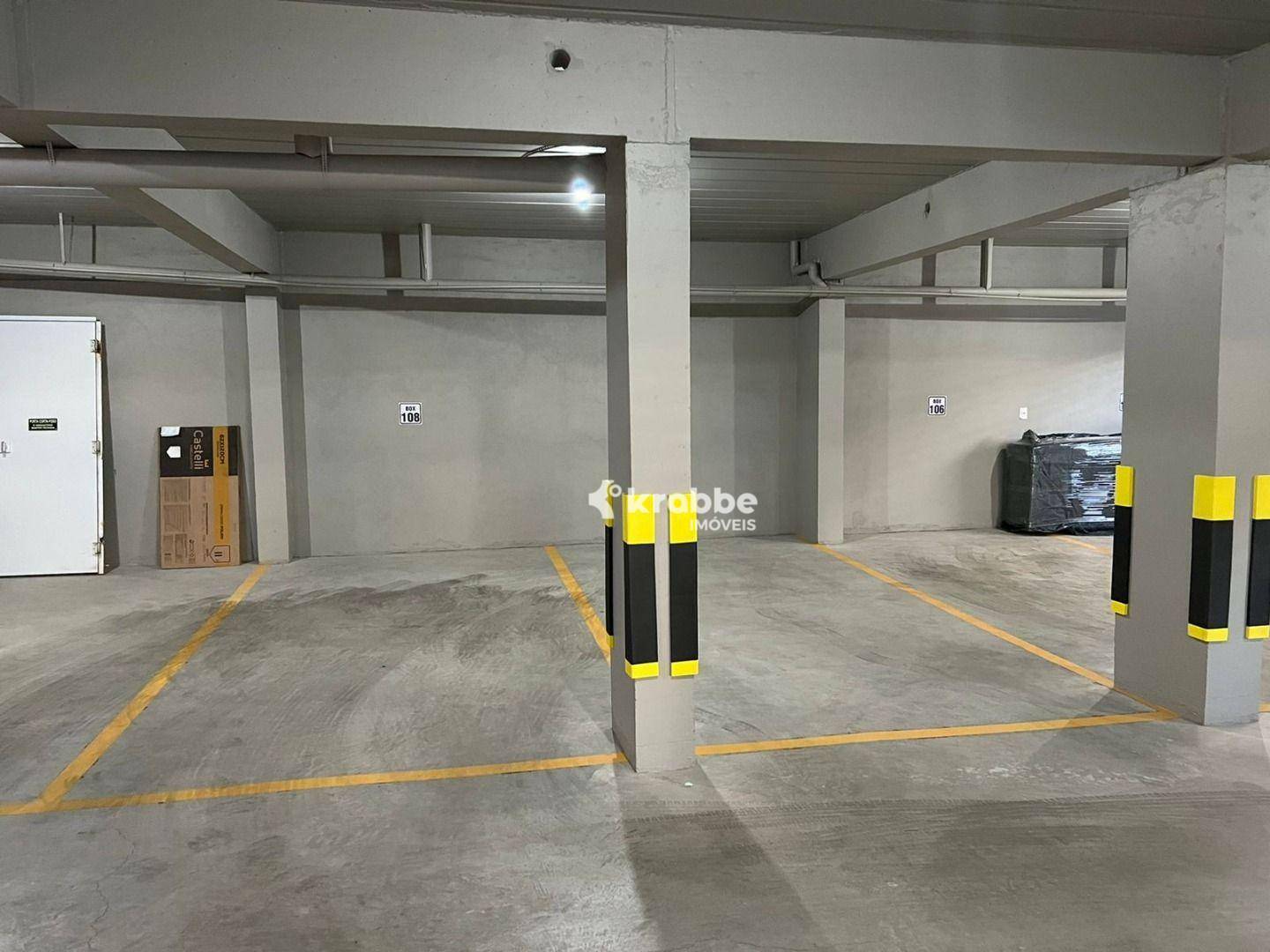 Apartamento à venda com 3 quartos, 235m² - Foto 7