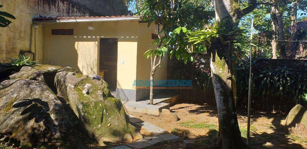 Casa de Condomínio à venda com 3 quartos, 309m² - Foto 18