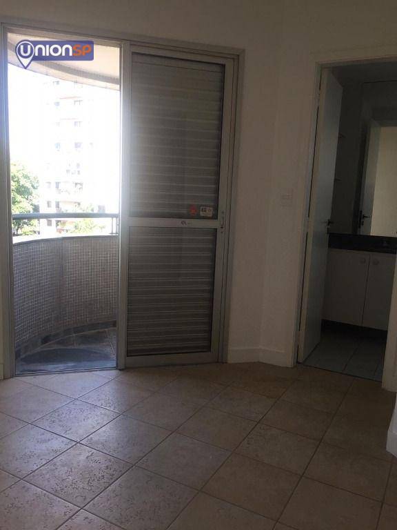 Apartamento à venda com 3 quartos, 72m² - Foto 4