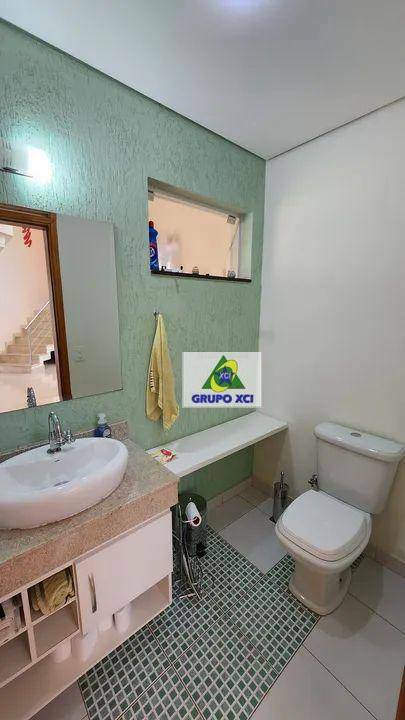 Casa de Condomínio à venda com 3 quartos, 238m² - Foto 6
