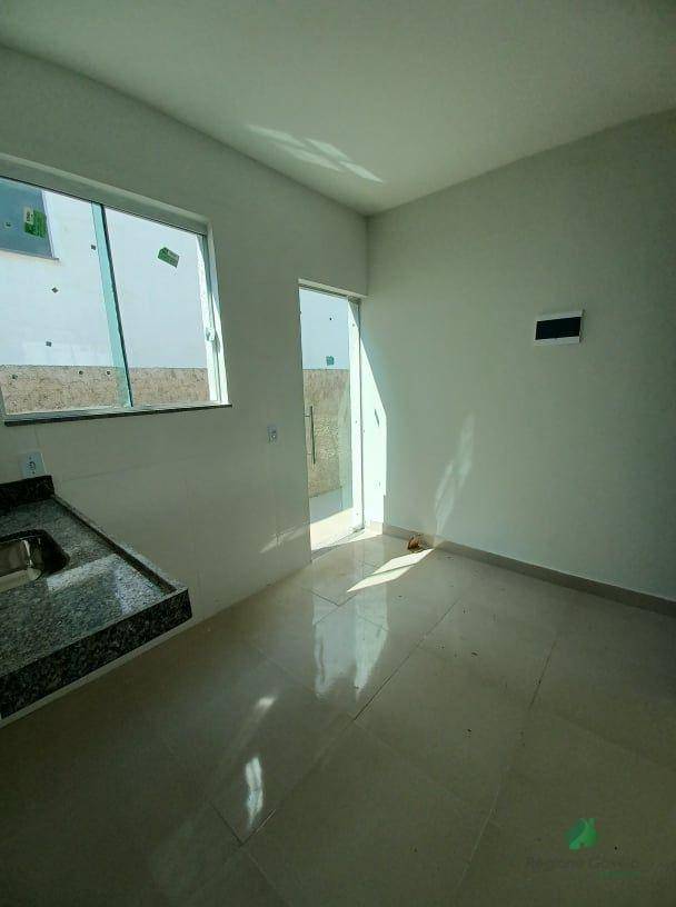 Apartamento à venda com 2 quartos, 80m² - Foto 17