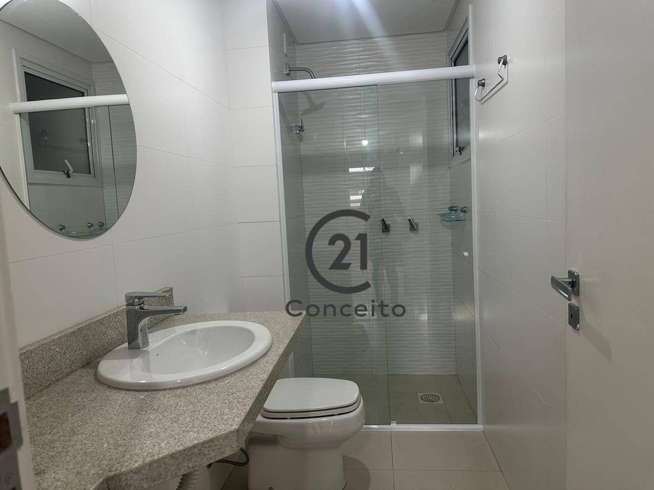 Apartamento para alugar com 2 quartos, 110m² - Foto 15