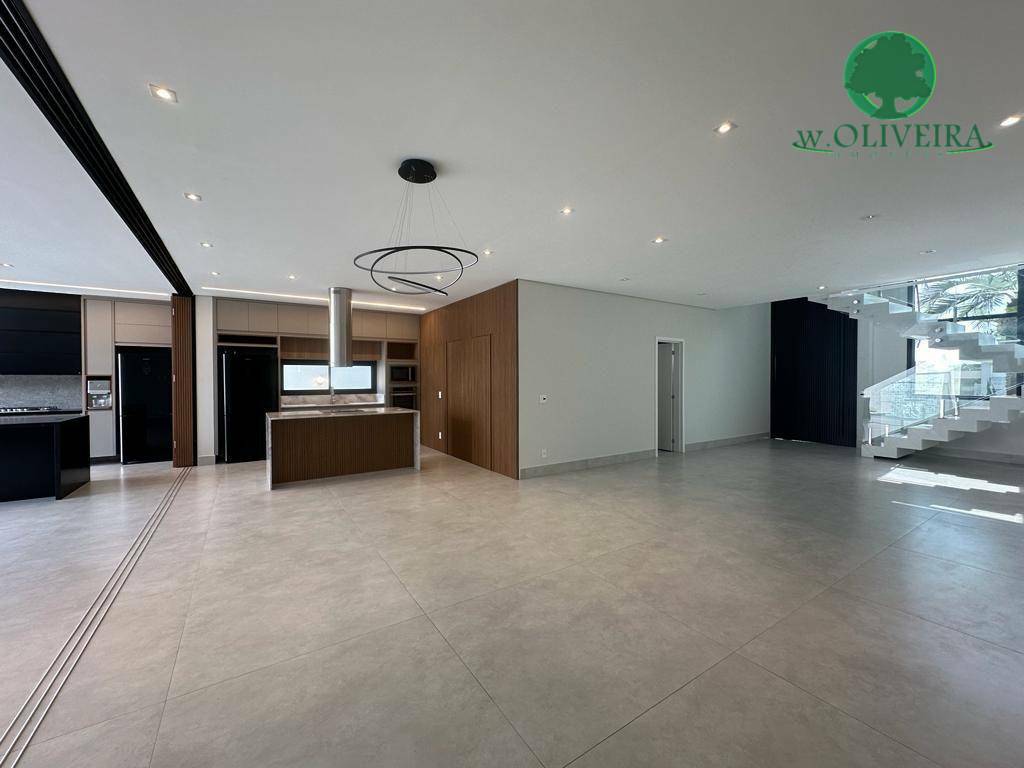 Sobrado à venda com 4 quartos, 282m² - Foto 4