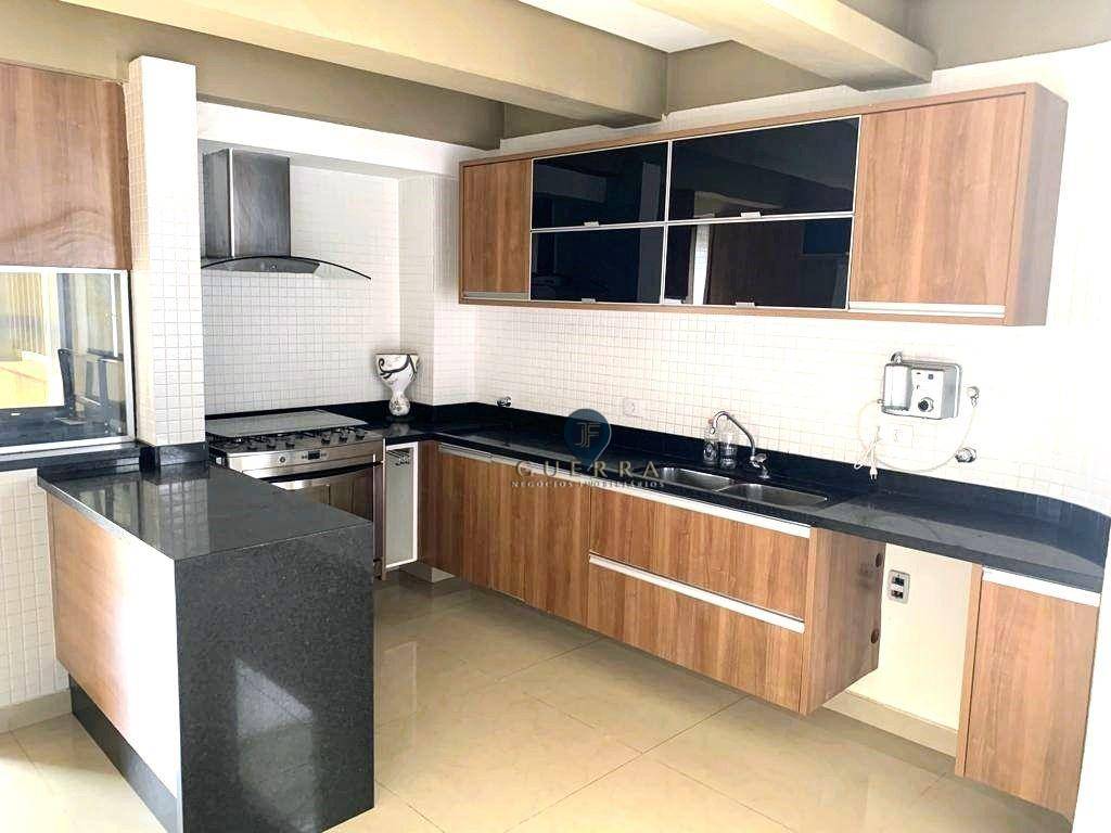 Cobertura à venda com 3 quartos, 350m² - Foto 4