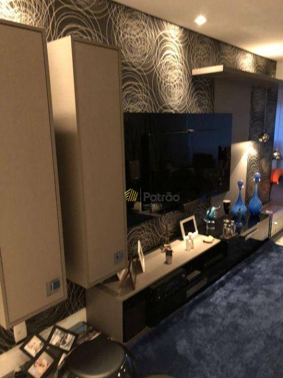 Apartamento à venda com 3 quartos, 156m² - Foto 13