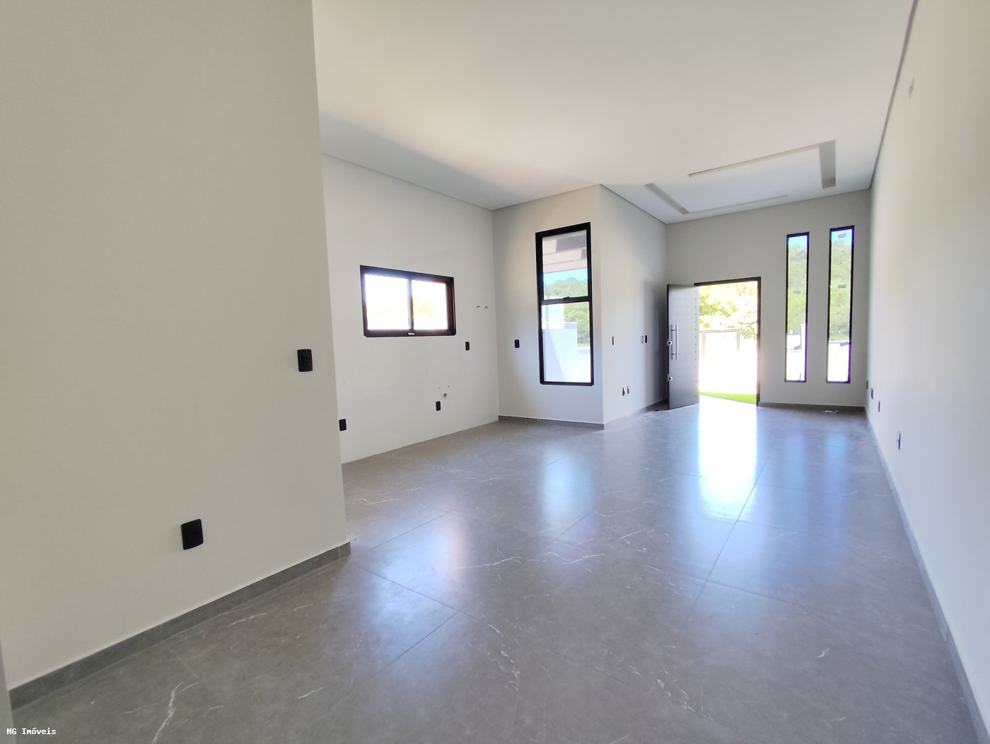 Casa à venda com 2 quartos, 79m² - Foto 15