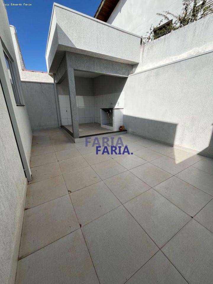 Casa à venda com 3 quartos, 210M2 - Foto 15