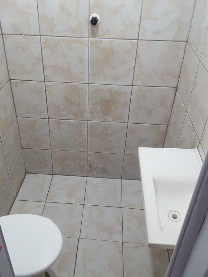 Casa para alugar com 1 quarto, 90m² - Foto 10