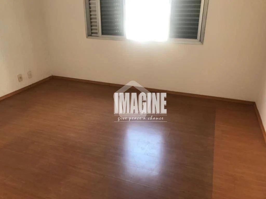 Sobrado à venda com 2 quartos, 75m² - Foto 4