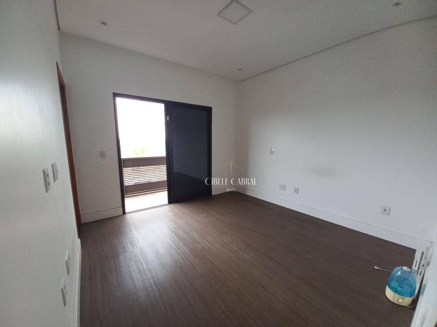 Casa para alugar com 3 quartos, 350m² - Foto 26