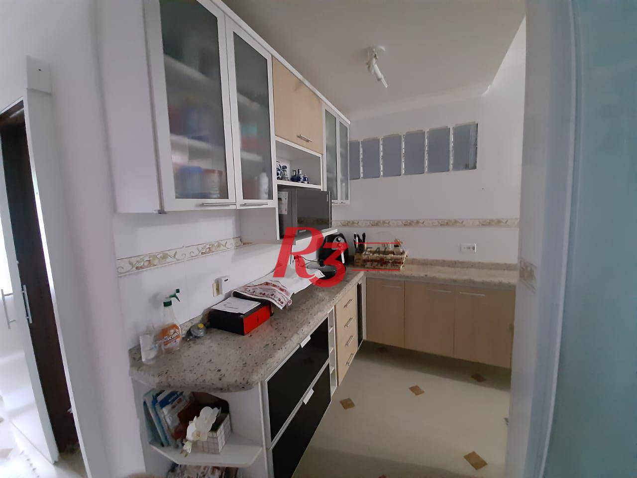 Casa à venda com 4 quartos, 232m² - Foto 6