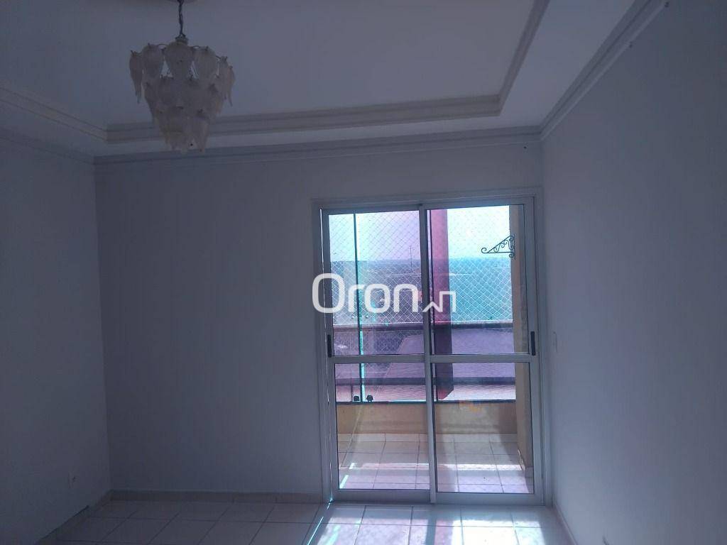 Apartamento à venda com 3 quartos, 75m² - Foto 1