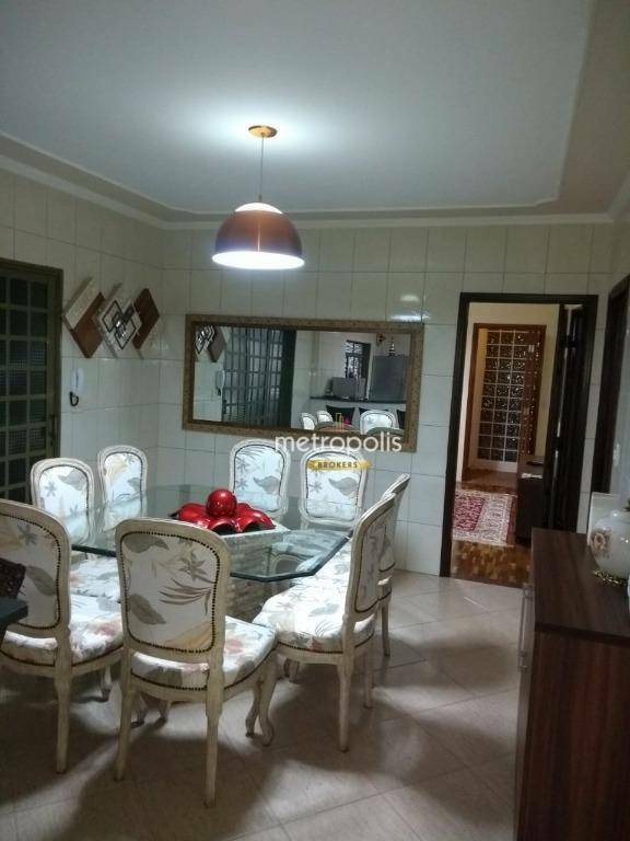 Sobrado à venda com 3 quartos, 300m² - Foto 8