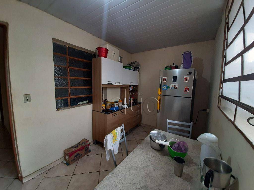 Casa à venda com 2 quartos, 80m² - Foto 11