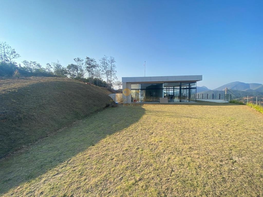 Casa de Condomínio à venda com 3 quartos, 240m² - Foto 25
