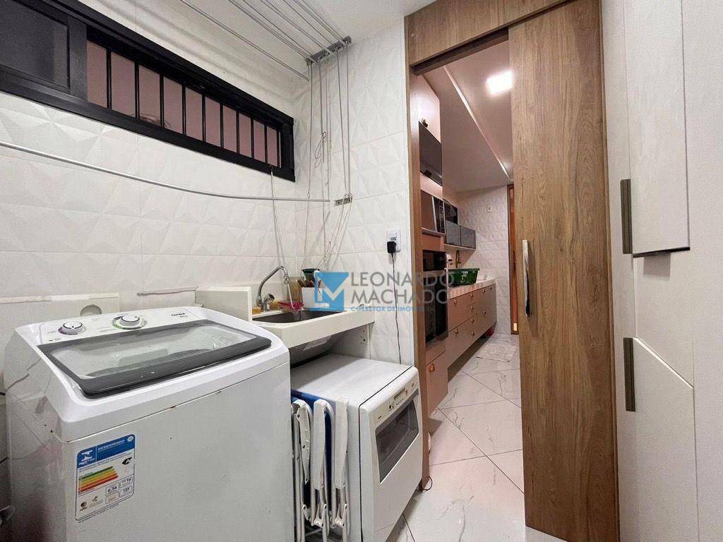 Apartamento à venda com 3 quartos, 136m² - Foto 22