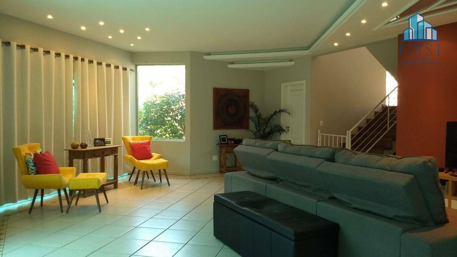 Casa de Condomínio à venda com 3 quartos, 326m² - Foto 3