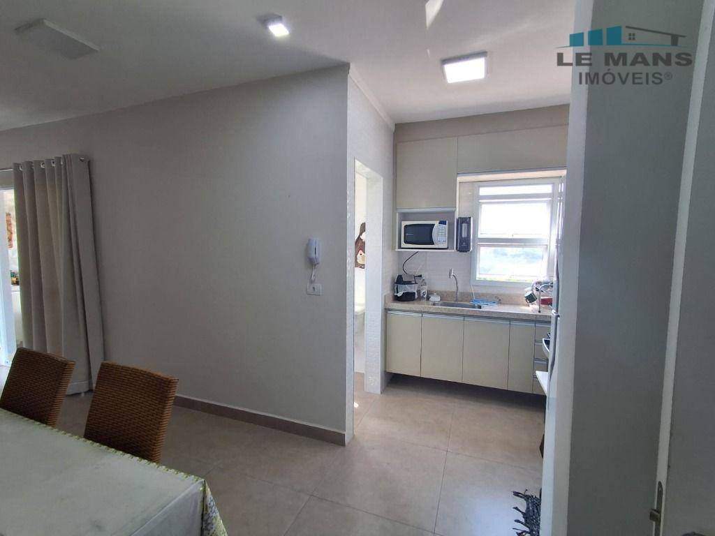 Apartamento à venda com 2 quartos, 74m² - Foto 3