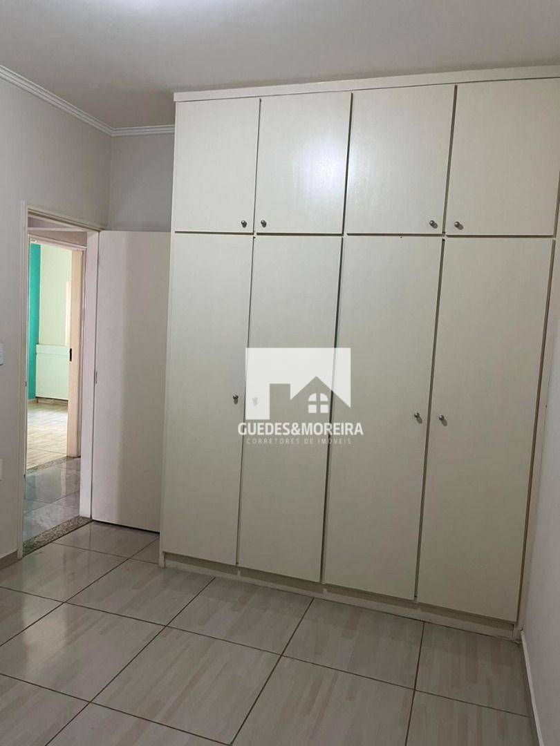 Casa à venda com 3 quartos, 180m² - Foto 7