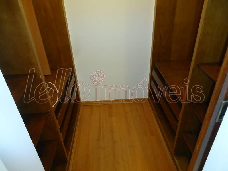 Apartamento para alugar com 3 quartos, 210m² - Foto 11