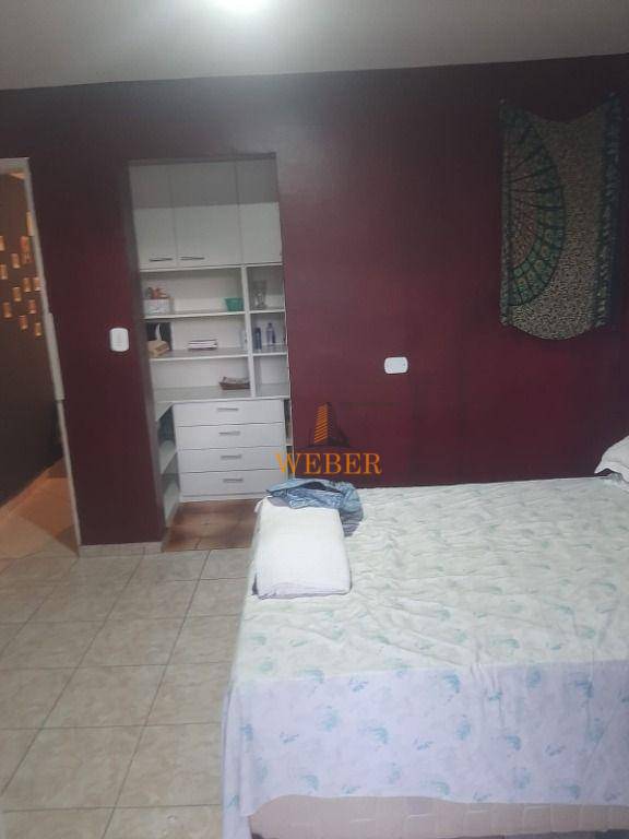 Sobrado à venda com 3 quartos, 160m² - Foto 2