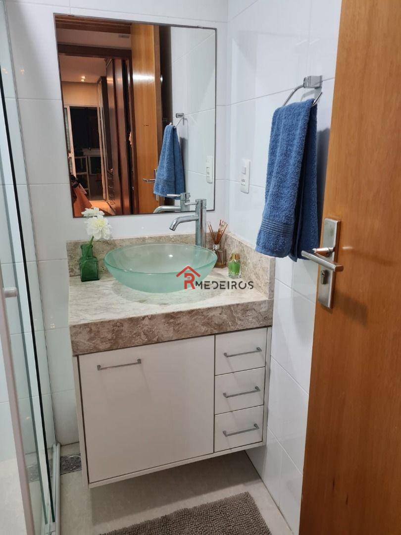 Apartamento à venda com 3 quartos, 145m² - Foto 12