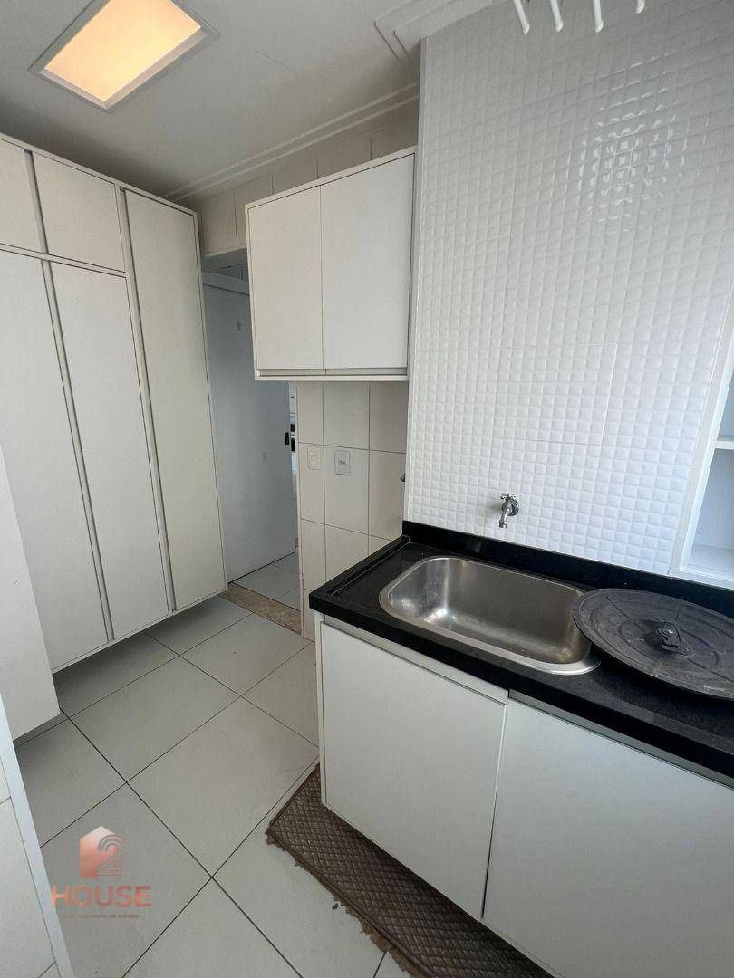 Apartamento à venda com 3 quartos, 110m² - Foto 8