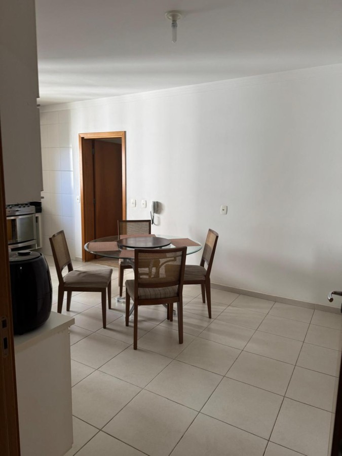 Apartamento à venda com 4 quartos, 157m² - Foto 8